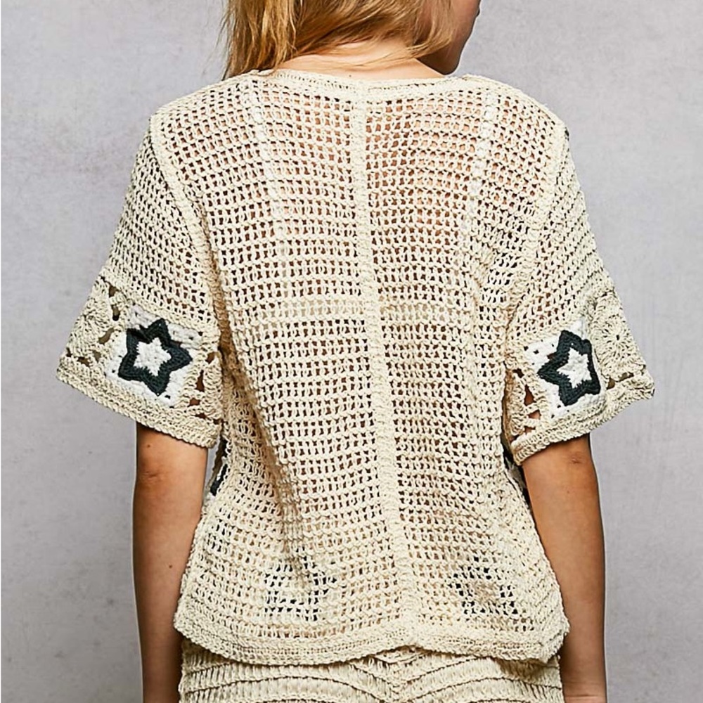 POL Crochet Star Pattern Top - Picture 2 of 3